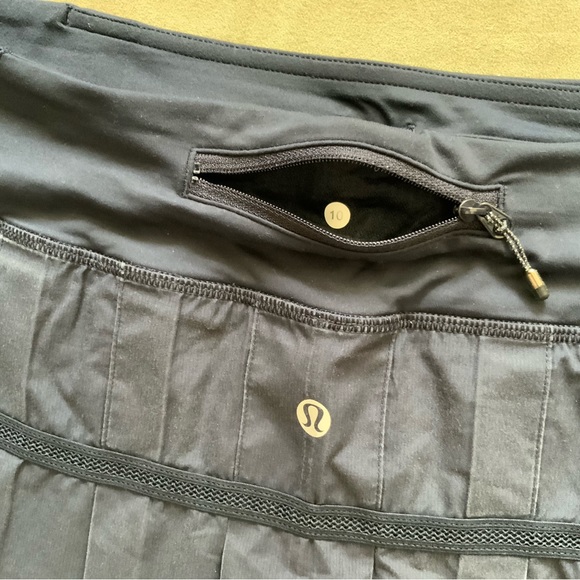 Lululemon Run Pace setter skirt - Picture 4 of 6